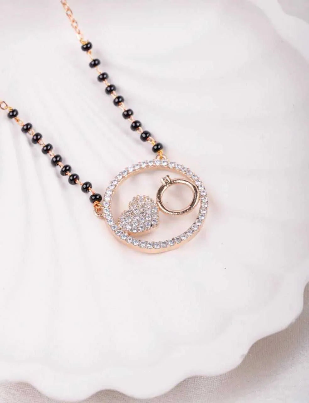 Noor Mangalsutra