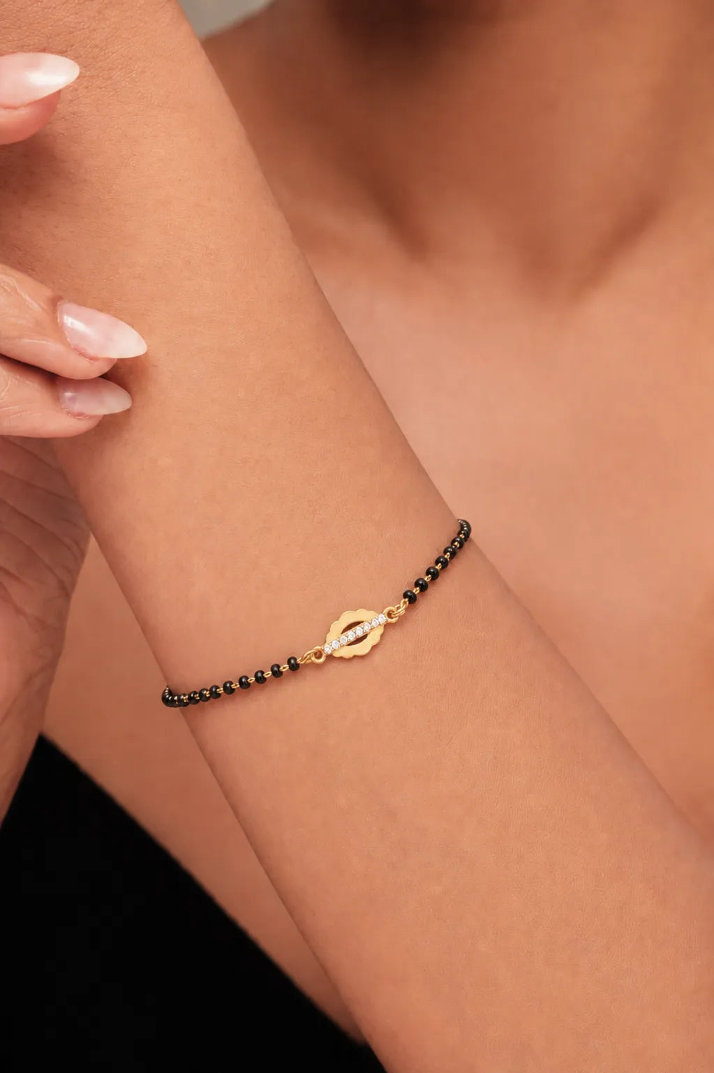 Samaira hand Mangalsutra