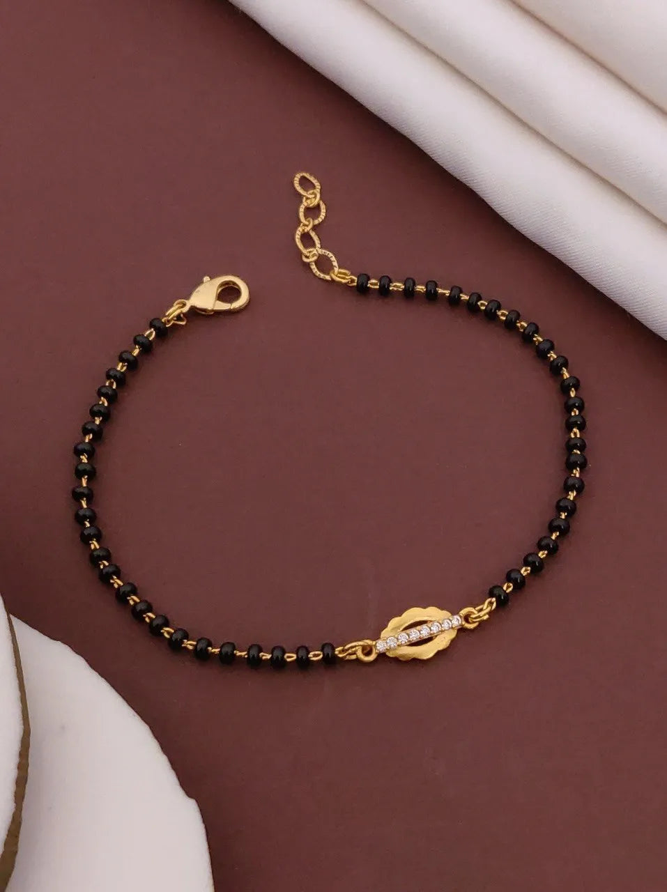 Samaira hand Mangalsutra