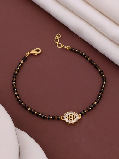 Aarna Hand Mangalsutra
