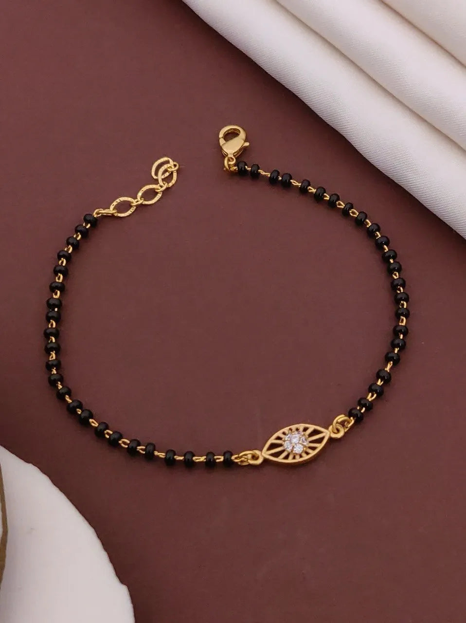 Navya Hand Mangalsutra