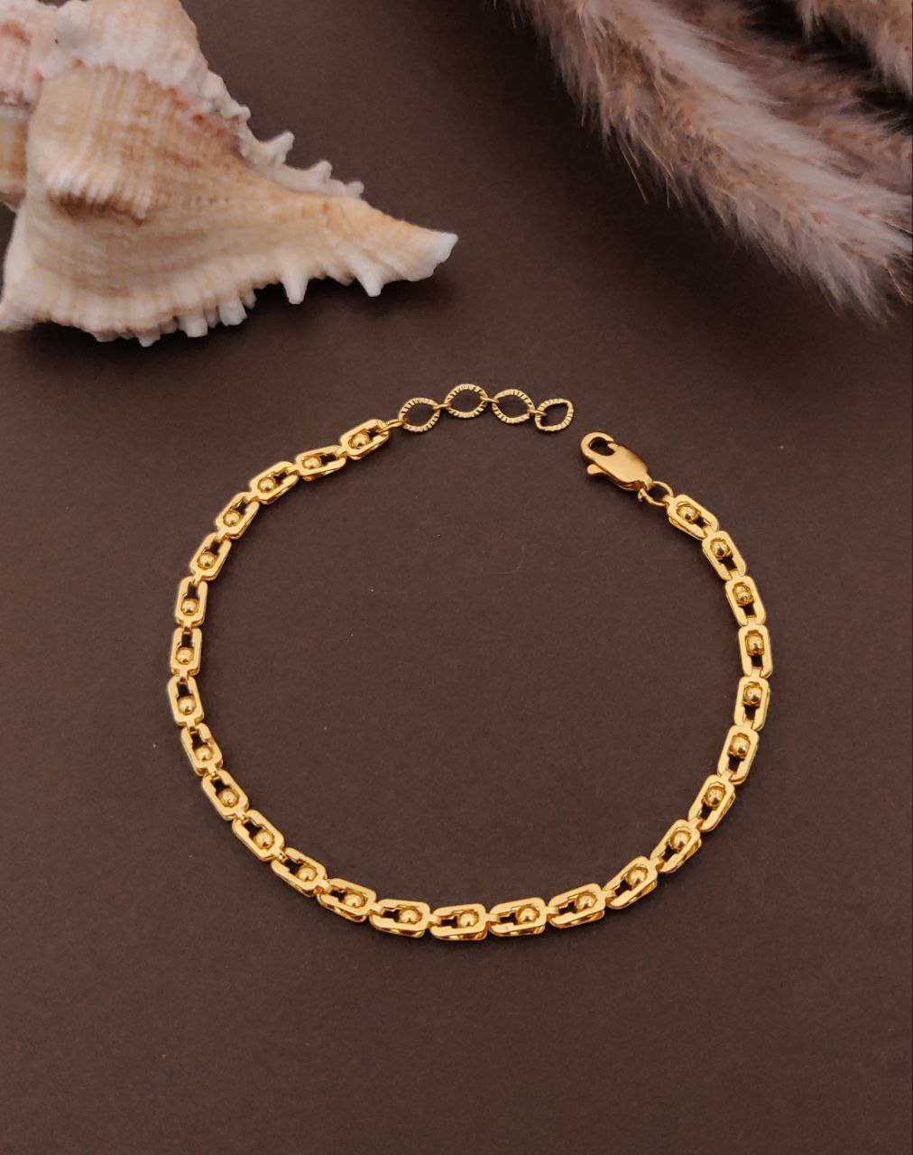 Gold Chain Link Bracelet